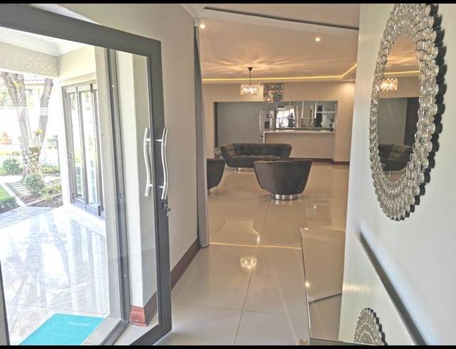 4 BEDROOM HOUSE FOR SALE IN SUNWARD PARK